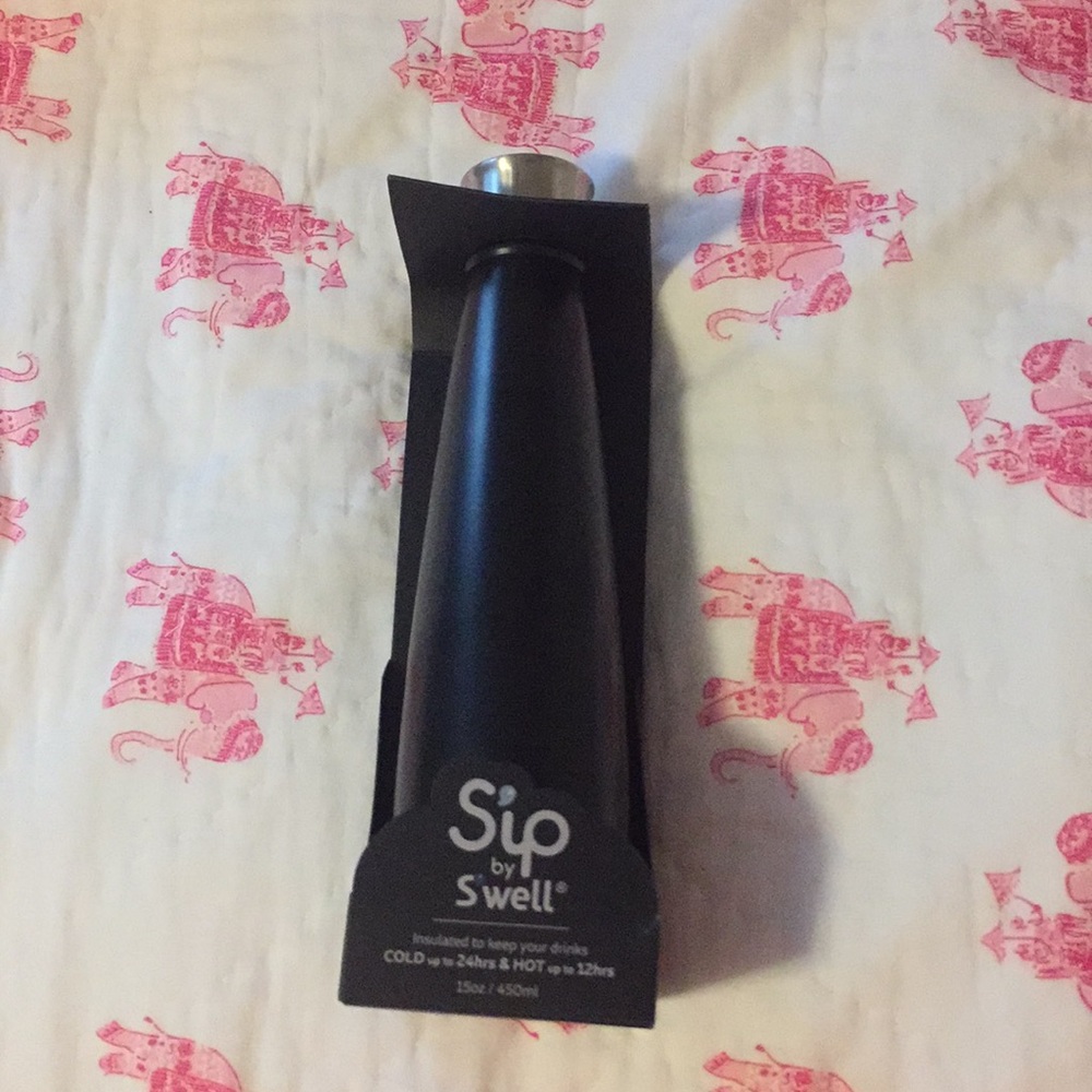 Black Sip By Swell